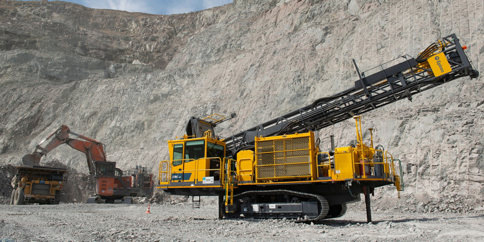 DML HP blasthole drilling rig