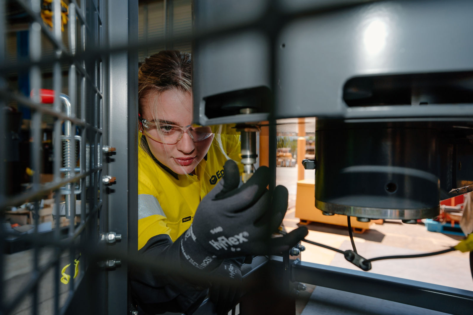 Epiroc - female operational safety glasses