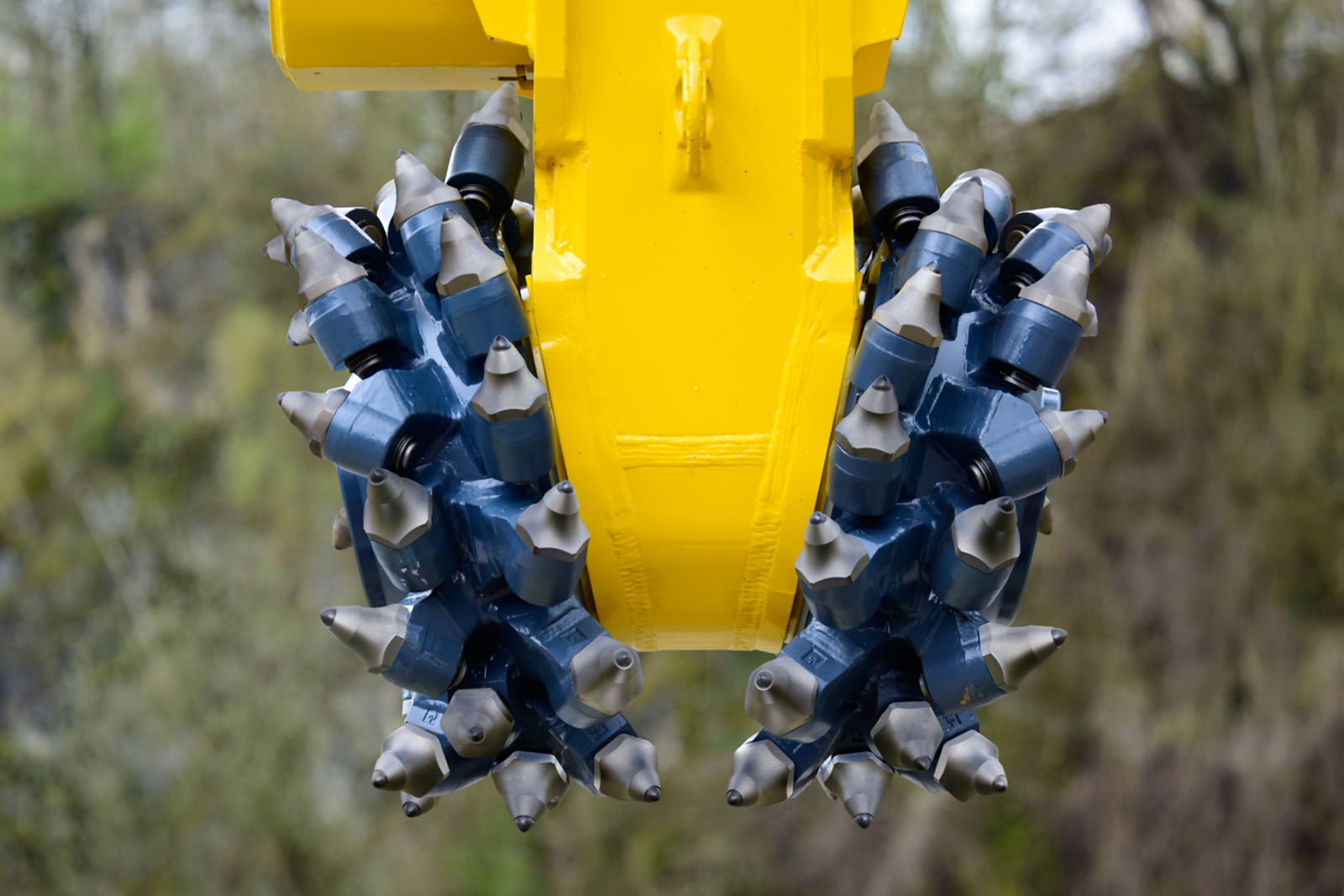 Hexagon picks for drum cutters – another industry first for Epiroc ...