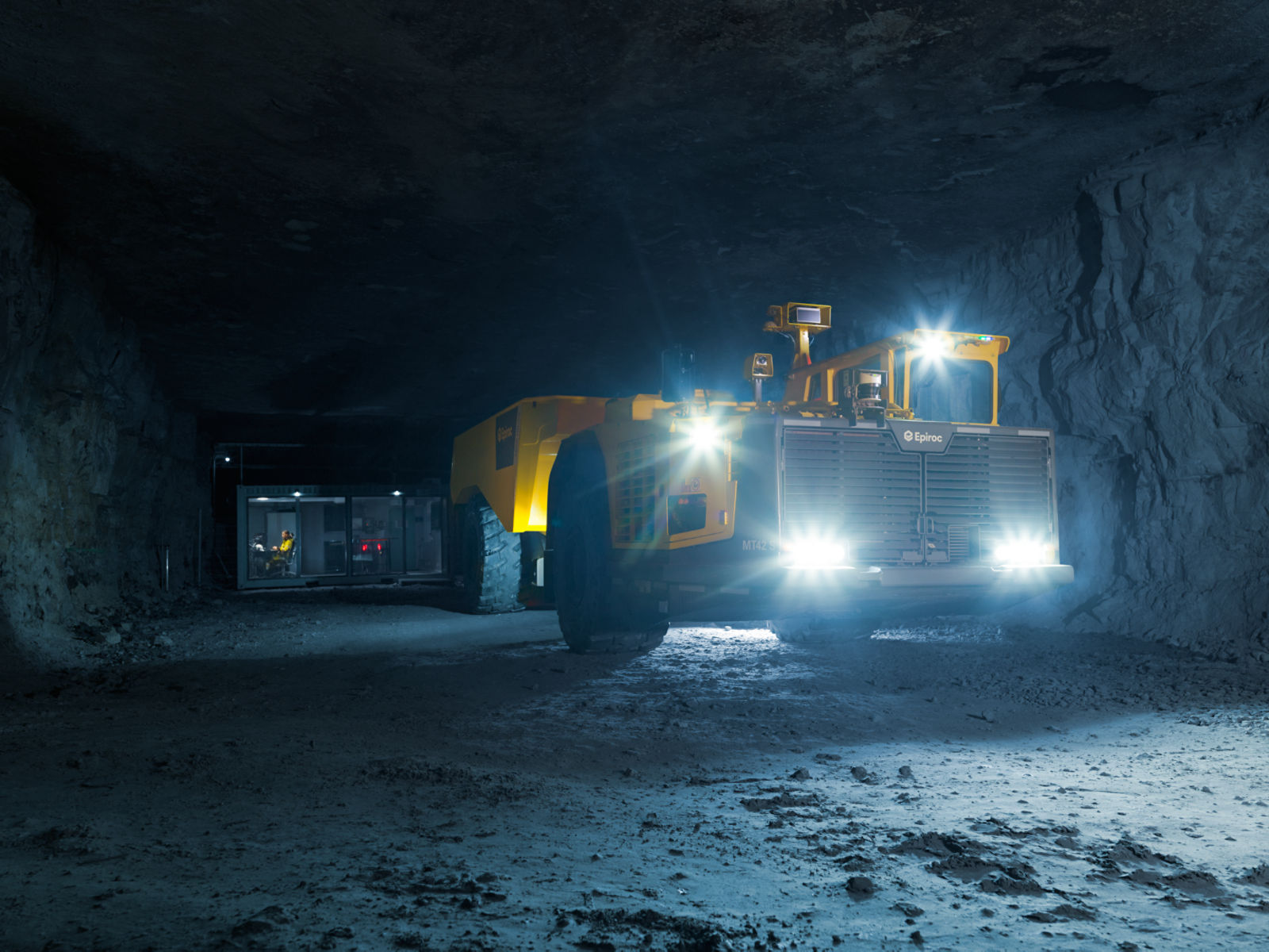 Minetruck MT42 S combined with Deep Automation