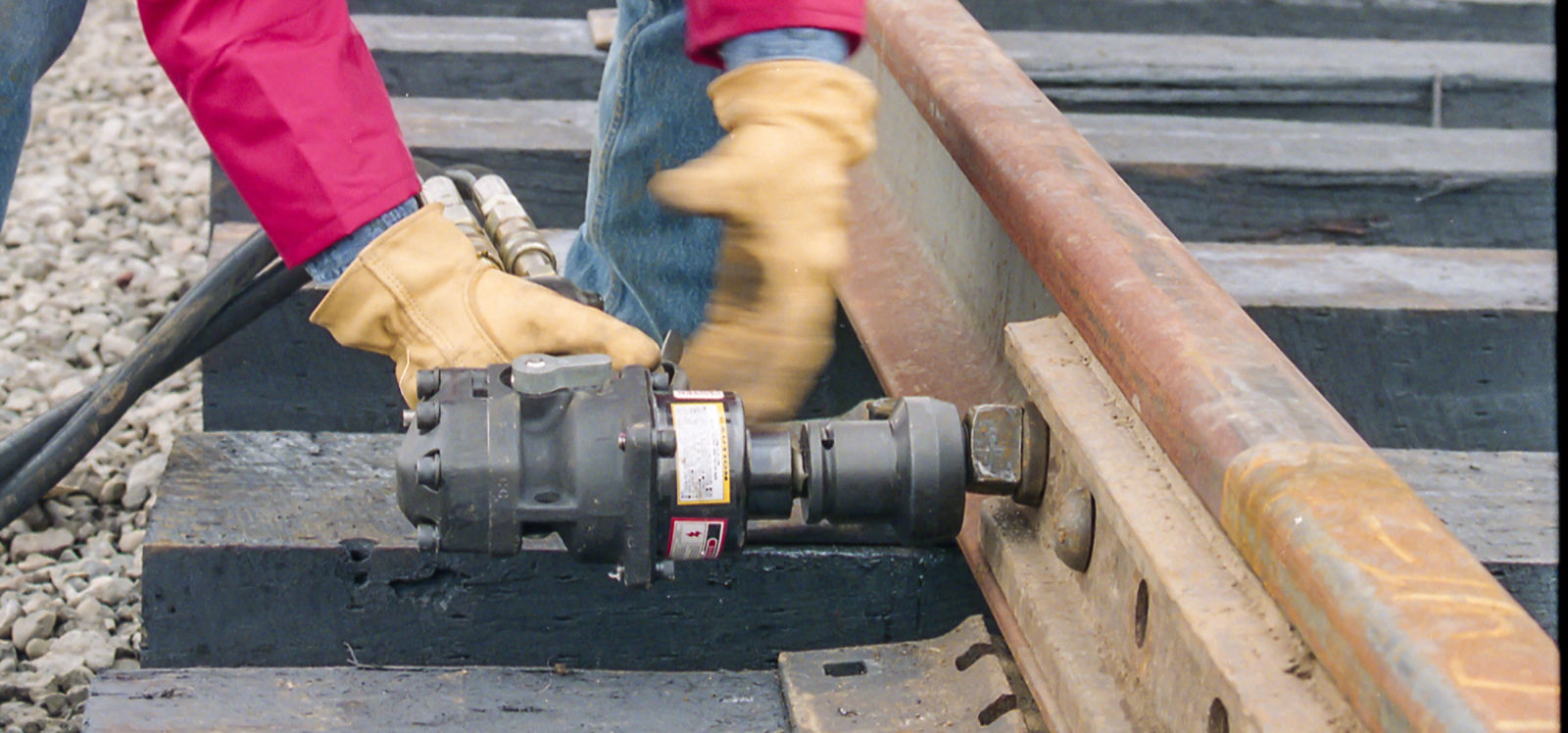 Hydraulic Impact Wrench - IW12 | Industrial Tools and Attachments