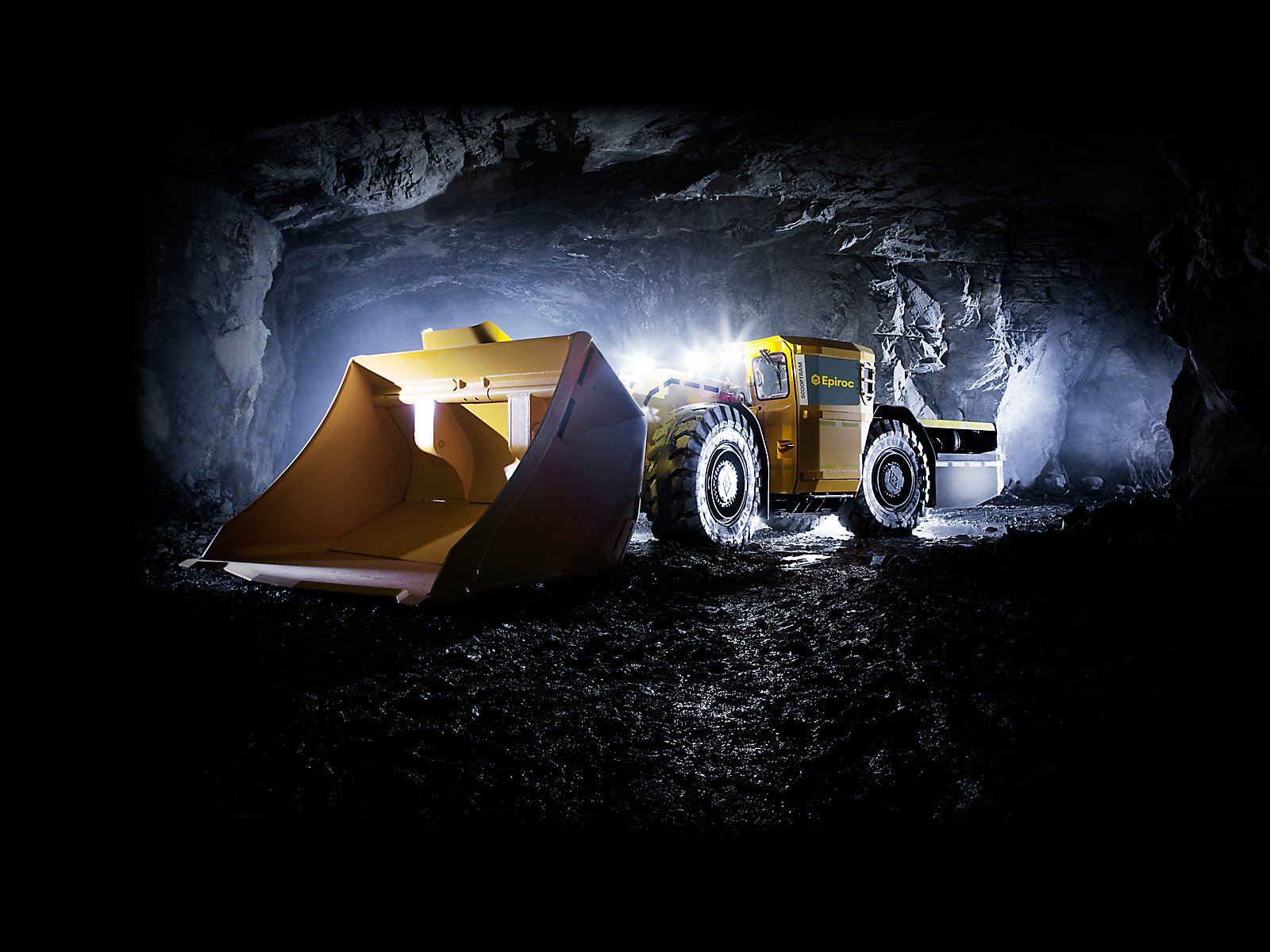 Come selezionare le attrezzature per l'estrazione sotterranea Scooptram+ST7_Mining_Comm_01-1?$landscape1600$